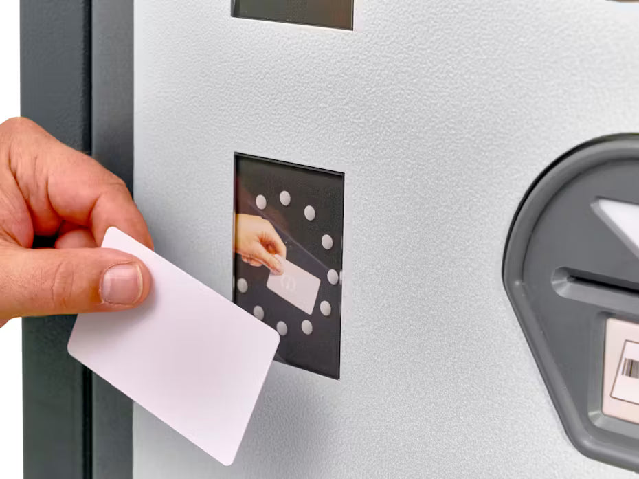 Soluții inteligente pentru siguranța și controlul accesului