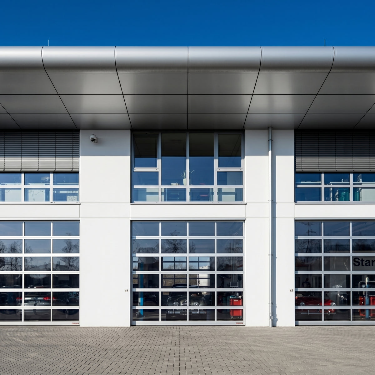 Rame de aluminiu eloxat cu vitrare din policarbonat