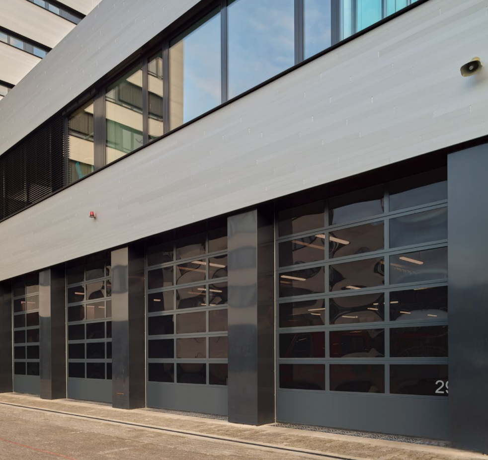 Rame de aluminiu eloxat cu vitrare din policarbonat